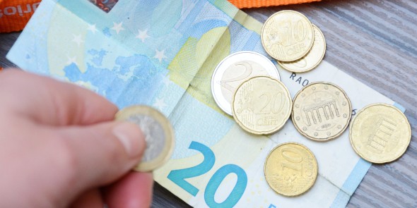 Briefje van 20 euro en klein geld