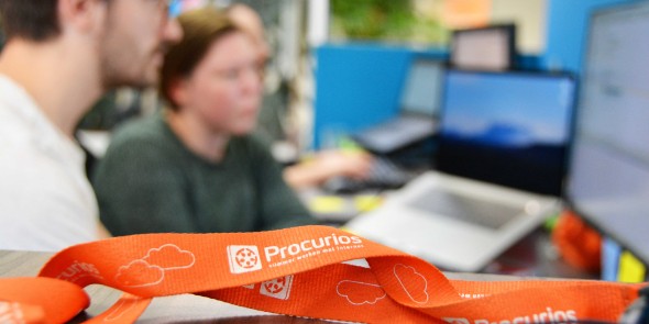 Collega's in overleg met elkaar