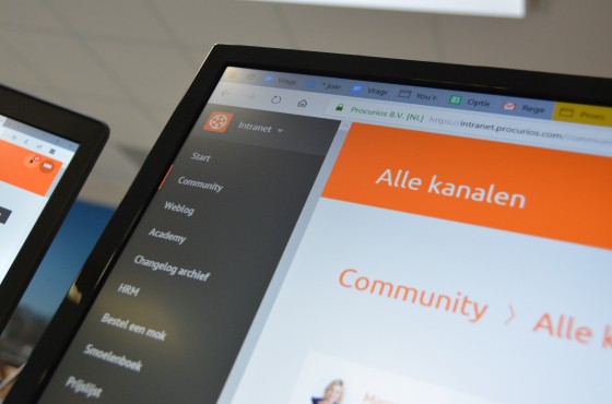 Online community intranet Procurios